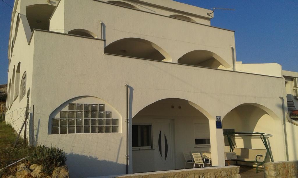 Apartments Markulincic Novalja Exterior photo